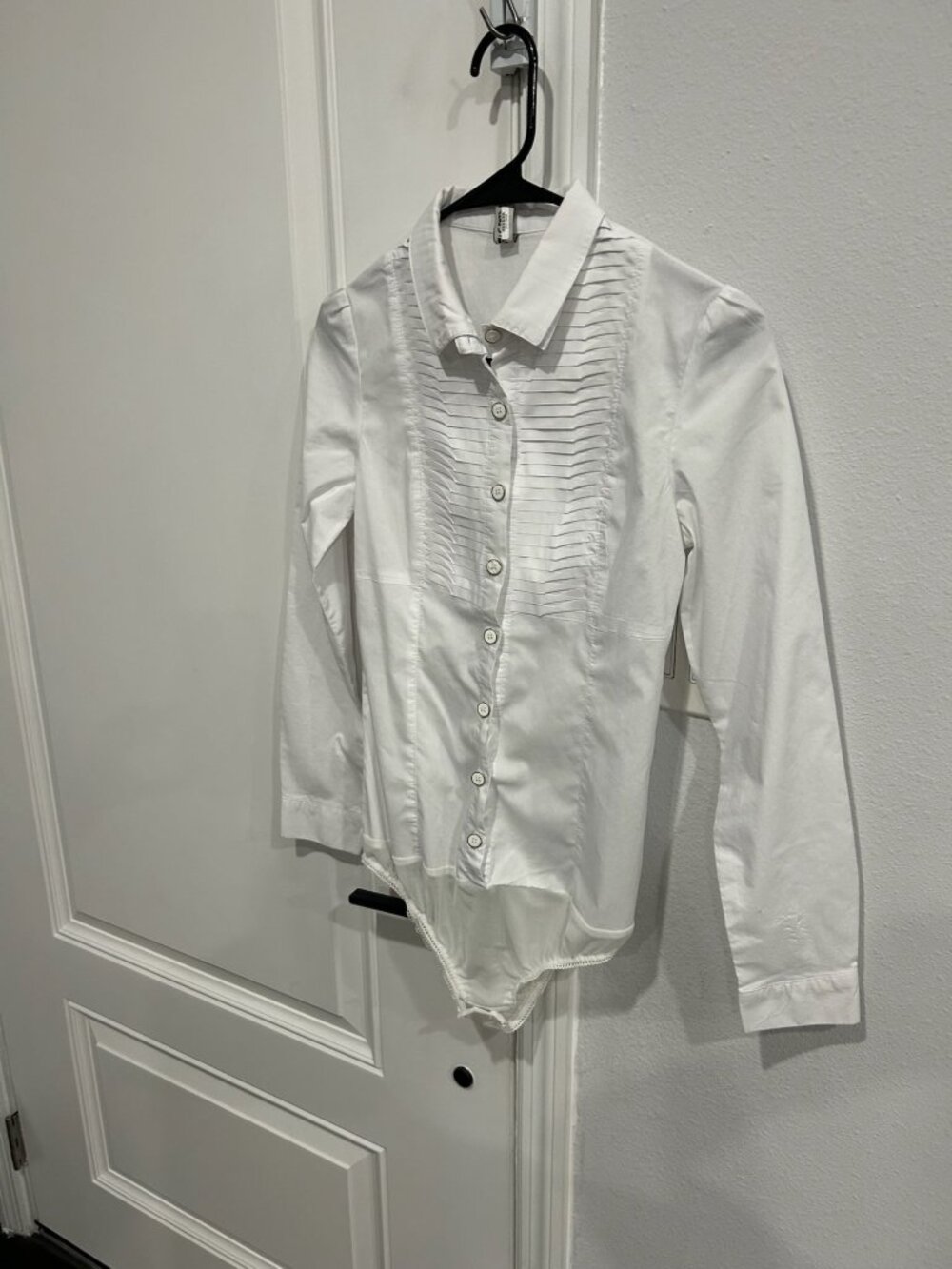 Koja Medium White Long Sleeve Tuxedo Button Down Bodysuit Pintuck Retro - Picture 3 of 12